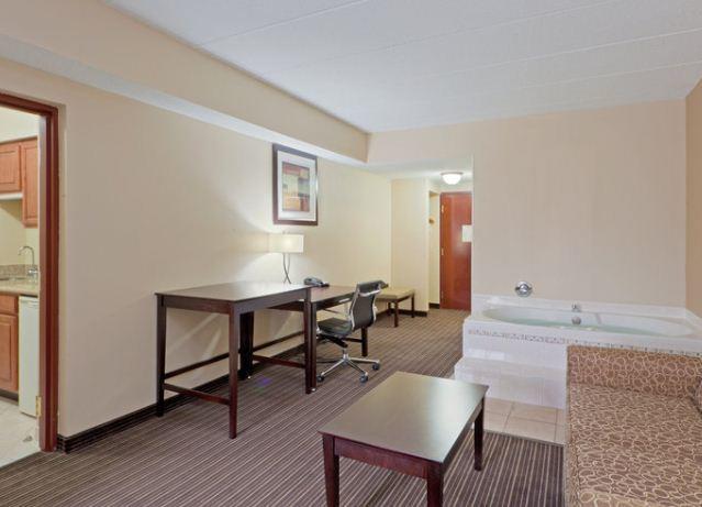 Holiday Inn Express Hotel & Suites Charleston-Southridge, An Ihg Hotel Quarto foto